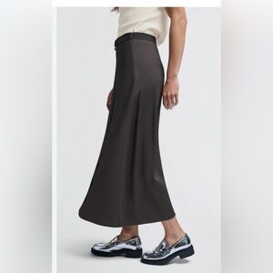 NWT Elegant Brown Midi Satin Slip Skirt